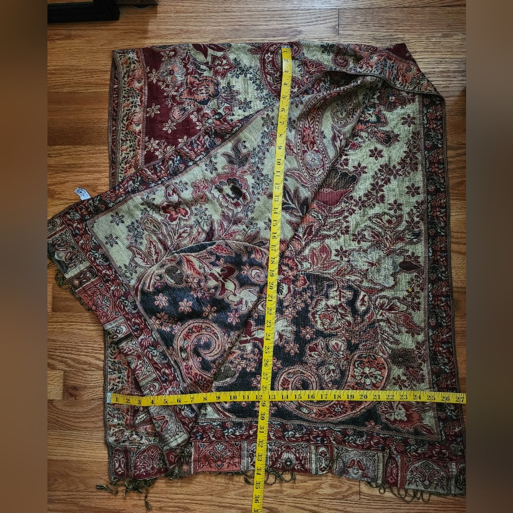Dahlia Scarf/ Shawl/Wrap Rayon Blend - Picture 10 of 11